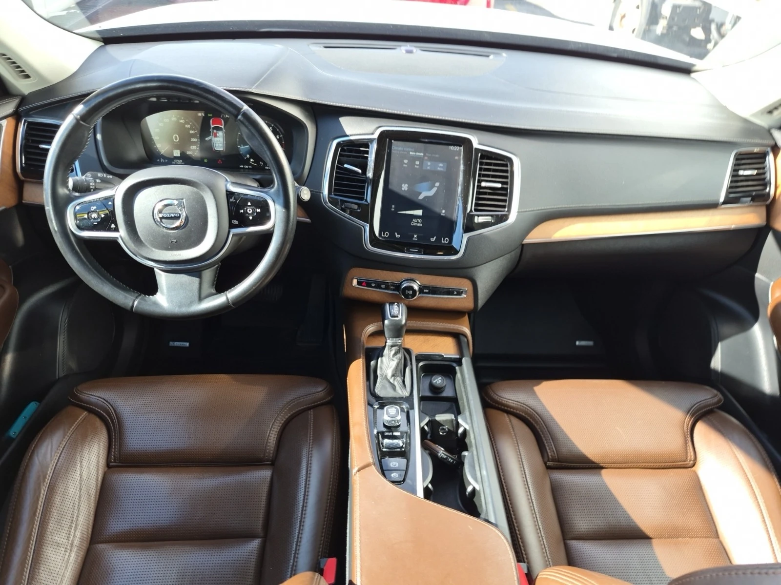 Volvo Xc90 INSCRIPTION * CARFAX * AWD, снимка 8 - Автомобили и джипове - 56257120