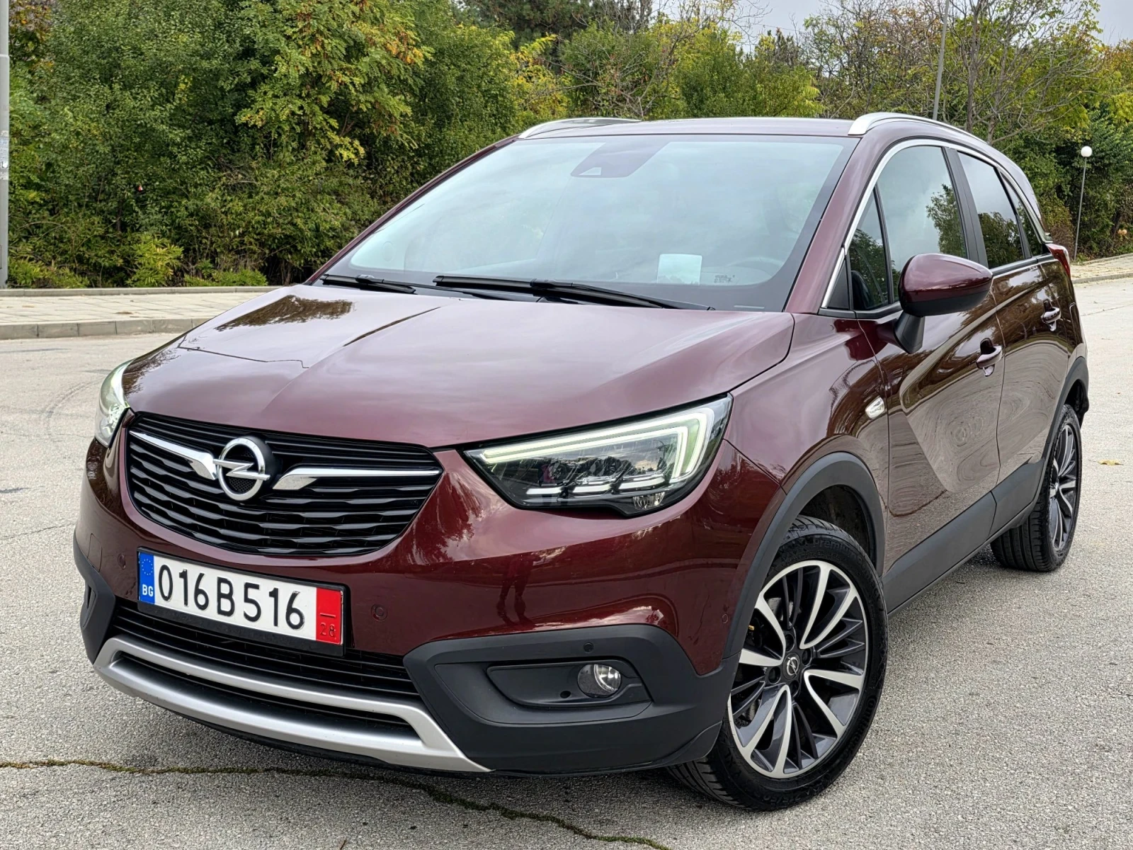 Opel Crossland X Автоматик, Вс.екстри, Пълна сервизна история 