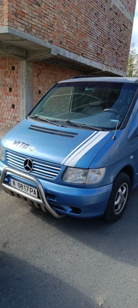     Mercedes-Benz Vito V220