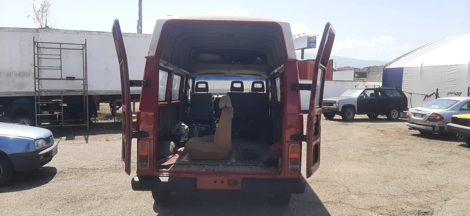 VW Lt LT28 2.4 дизел, снимка 6 - Бусове и автобуси - 55993537