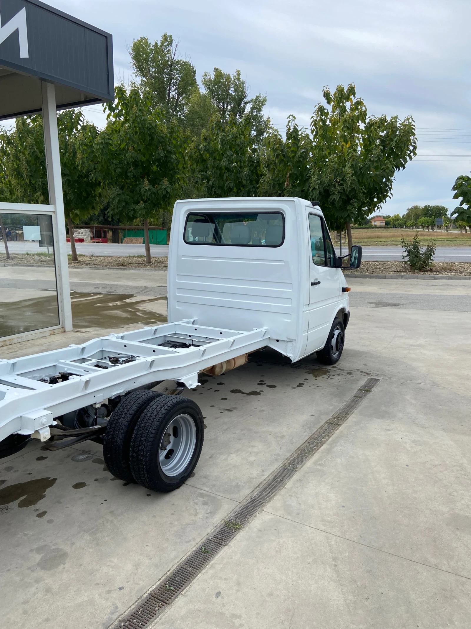 Mercedes-Benz 413, снимка 4 - Бусове и автобуси - 56223157