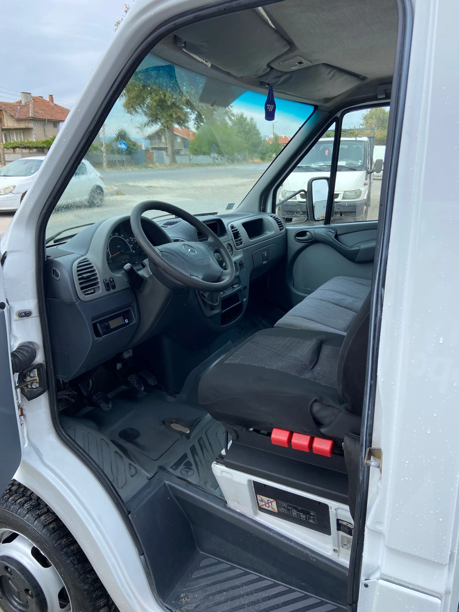 Mercedes-Benz 413, снимка 5 - Бусове и автобуси - 56223157