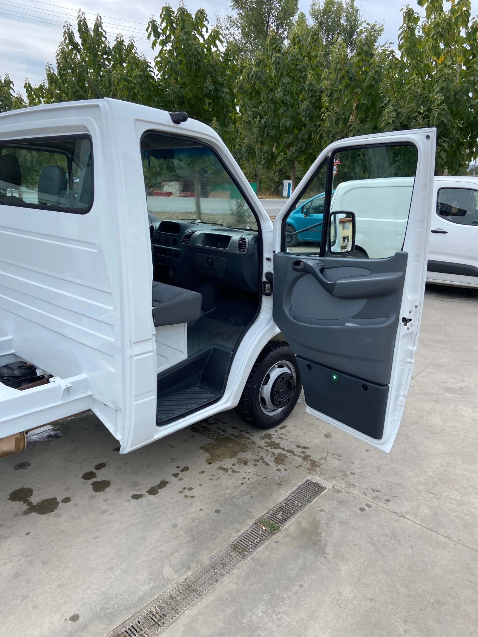 Mercedes-Benz 413, снимка 6 - Бусове и автобуси - 56223157