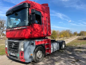  Renault Magnum