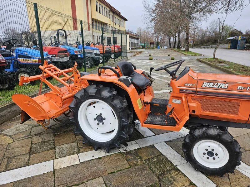 Трактор Yanmar KUBOTA-B1-17, 4x4 и KUBOTA B1-14, 4x4, снимка 10 - Селскостопанска техника - 52584735