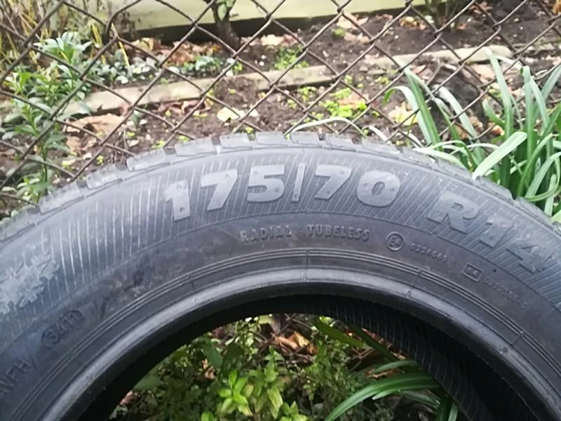 Гуми Зимни 175/70R14, снимка 5 - Гуми и джанти - 23634618