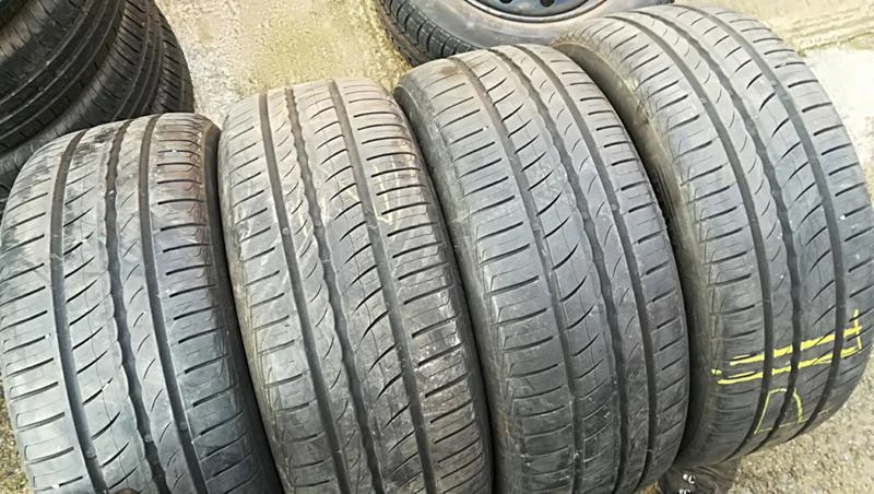 Гуми Летни 215/50R17, снимка 2 - Гуми и джанти - 25323712