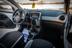 Toyota Aygo | Бензин | Камера | Обслужена | Икономична, снимка 8