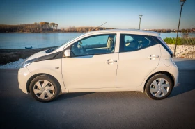 Toyota Aygo | Бензин | Камера | Обслужена | Икономична, снимка 2