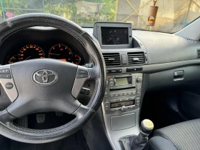     Toyota Avensis 25