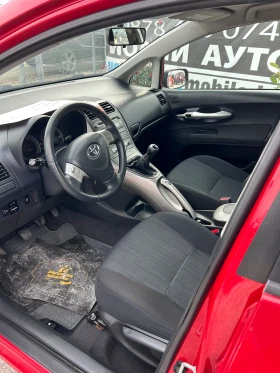 Toyota Auris 1.6VVT-I/124КС, снимка 9