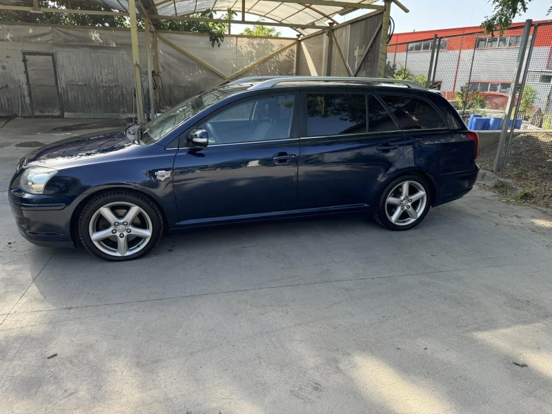 Toyota Avensis Т25, снимка 9 - Автомобили и джипове - 47038510