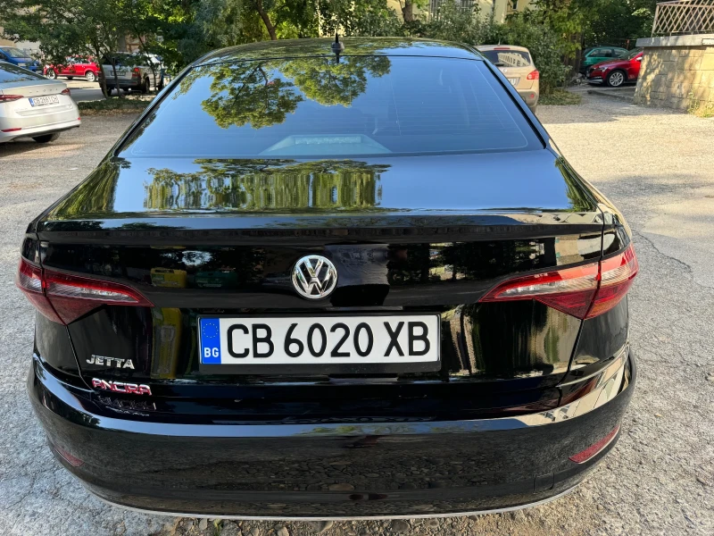 VW Jetta, снимка 4 - Автомобили и джипове - 47729032