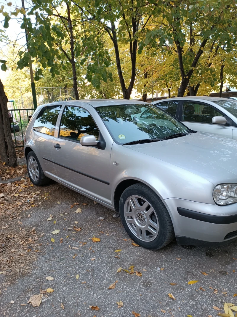 VW Golf, снимка 2 - Автомобили и джипове - 47747971