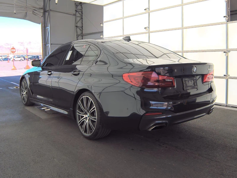 BMW 540 I (M-Pack) Shadowline* Harman/Kardon* Head-Up* , снимка 8 - Автомобили и джипове - 49224561