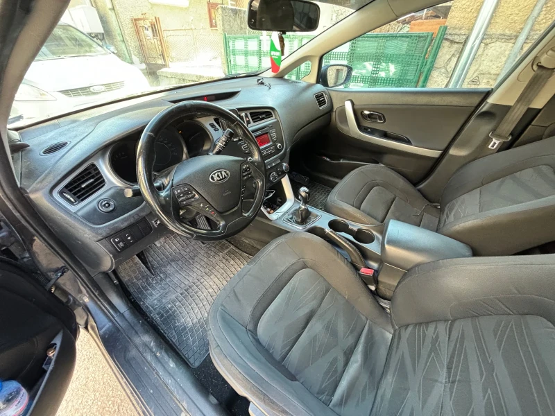 Kia Ceed 1.4, снимка 6 - Автомобили и джипове - 49441500