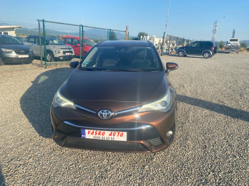 Toyota Avensis 2.0 D, снимка 6 - Автомобили и джипове - 51063074