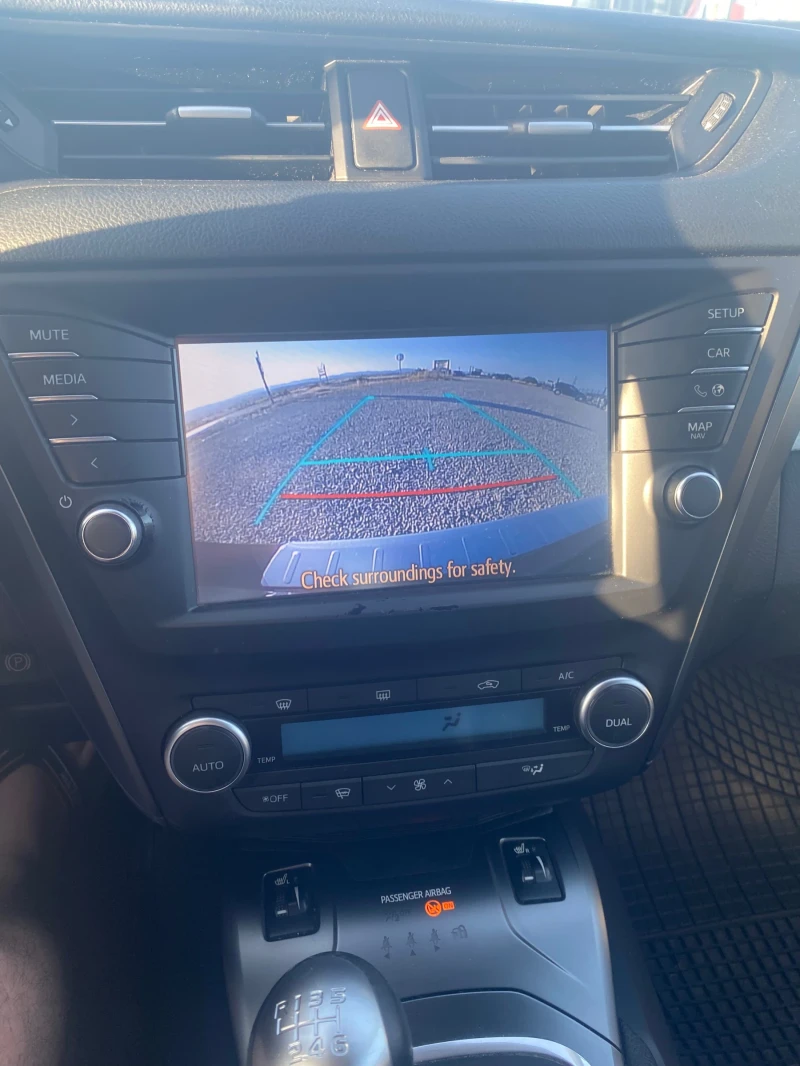 Toyota Avensis 2.0 D, снимка 11 - Автомобили и джипове - 51063074