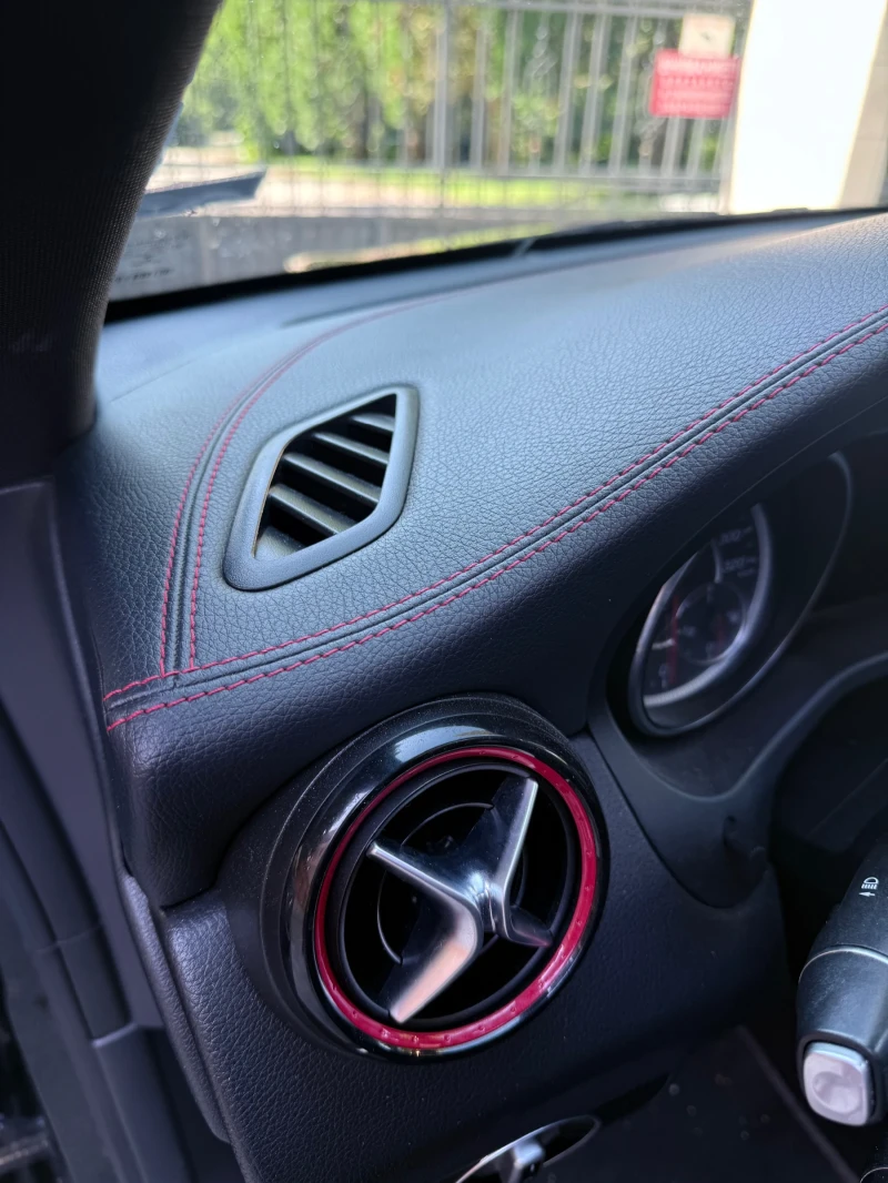 Mercedes-Benz CLA 45 AMG FACELIFT/PANORAMA/ГЕНЕРАЦИЯ, снимка 8 - Автомобили и джипове - 51148343