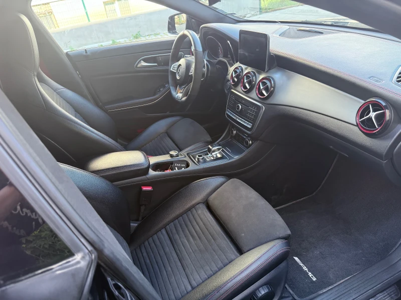 Mercedes-Benz CLA 45 AMG FACELIFT/PANORAMA/ГЕНЕРАЦИЯ, снимка 12 - Автомобили и джипове - 51148343