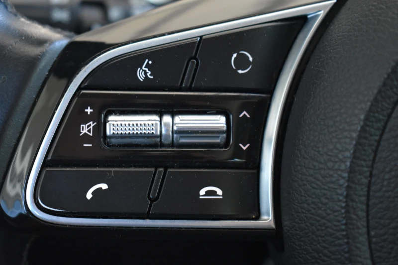 Kia XCeed 1.6GRDI-AUTOMAT= EURO6B= ОТЛИЧНА!!!, снимка 13 - Автомобили и джипове - 51410169