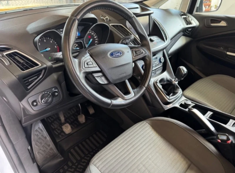Ford Grand C-Max 1.5 TDCI 120 к.с, снимка 7 - Автомобили и джипове - 52431234