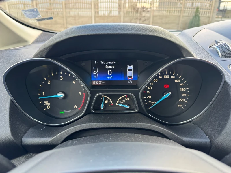 Ford Grand C-Max 1.5 TDCI 120 к.с, снимка 14 - Автомобили и джипове - 52431234