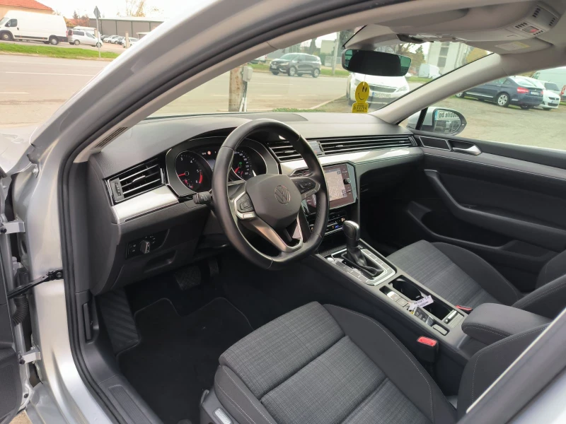 VW Passat 2.0d-Navi-Automat-Euro-6D, снимка 13 - Автомобили и джипове - 52561253
