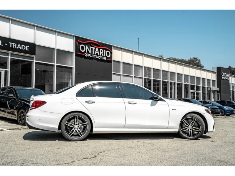 Mercedes-Benz E 43 AMG * * CARFAX * * АВТО КРЕДИТ * * , снимка 2 - Автомобили и джипове - 52581789