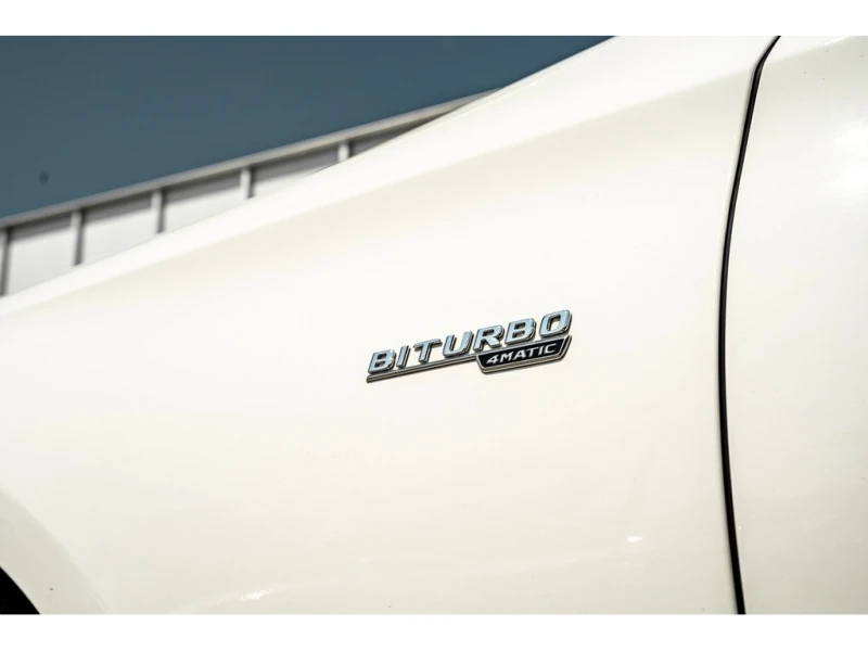 Mercedes-Benz E 43 AMG * * CARFAX * * АВТО КРЕДИТ * * , снимка 10 - Автомобили и джипове - 52581789