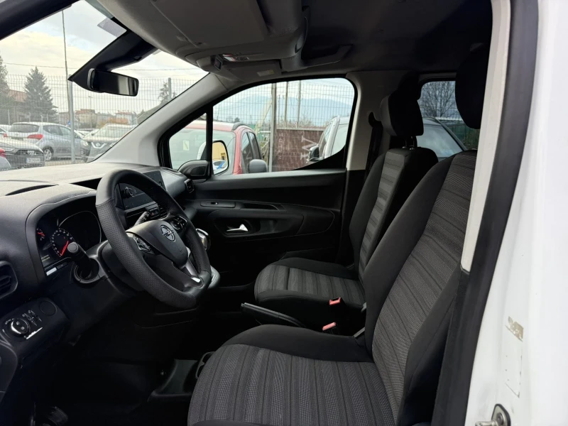 Opel Combo 1.5D  EURO 6, снимка 8 - Автомобили и джипове - 52641914