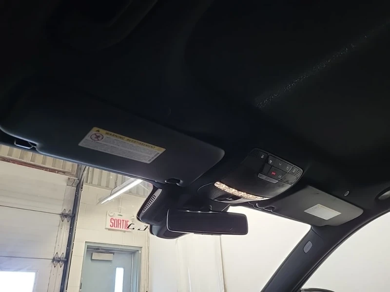 Mercedes-Benz E 53 AMG  * CARFAX * БЕЗ ПЪРВОНАЧАЛНА ВНОСКА, снимка 14 - Автомобили и джипове - 52998786