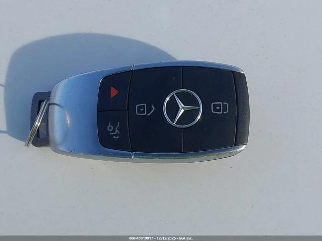 Mercedes-Benz C 300 | Mobile.bg � ����������� 11