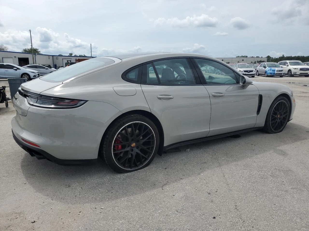 Porsche Panamera 4S - изображение 3