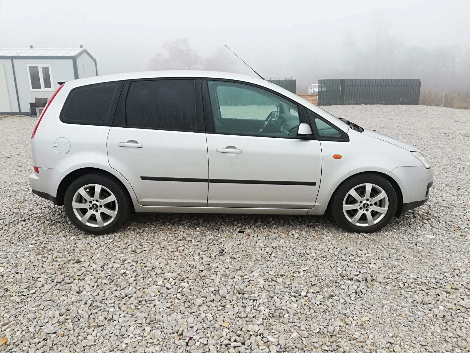 Ford C-max 1.6tdci klima 90 - изображение 7