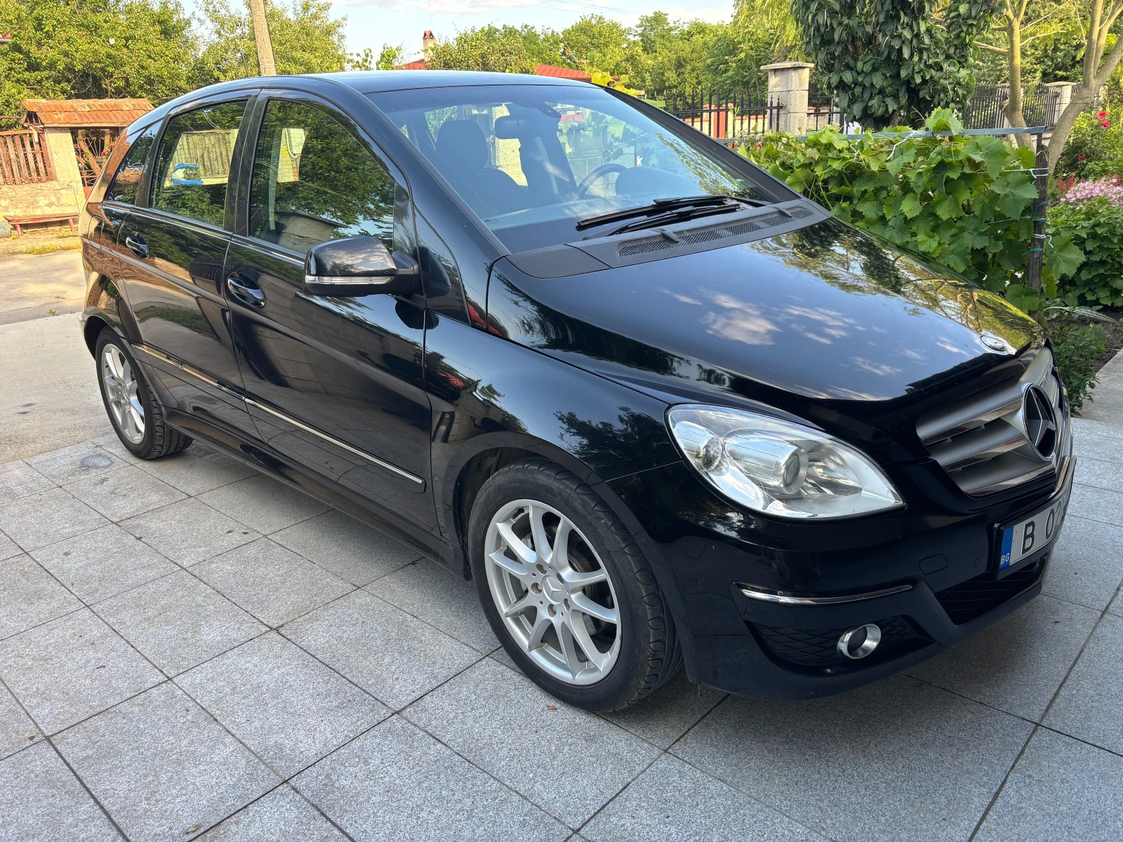 Mercedes-Benz B 200  - изображение 2