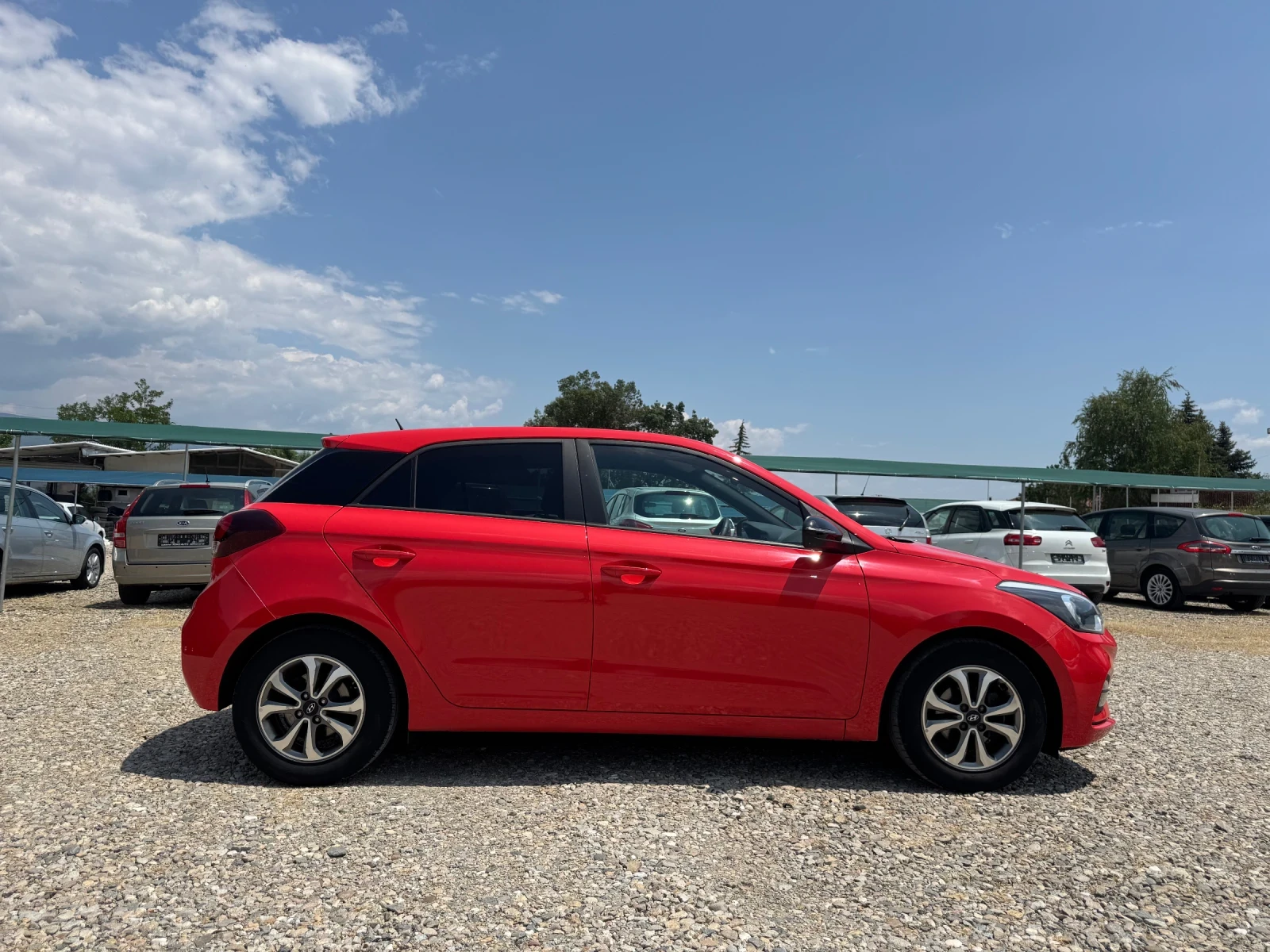Hyundai I20 1.2i EURO 6D GAZ инжекцион - изображение 3