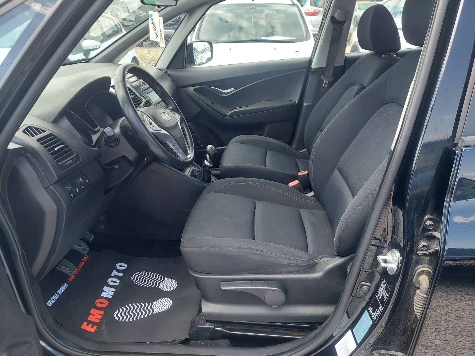 Hyundai Ix20 ОБСЛУЖЕН ГАЗ ЛИЗИНГ - изображение 5