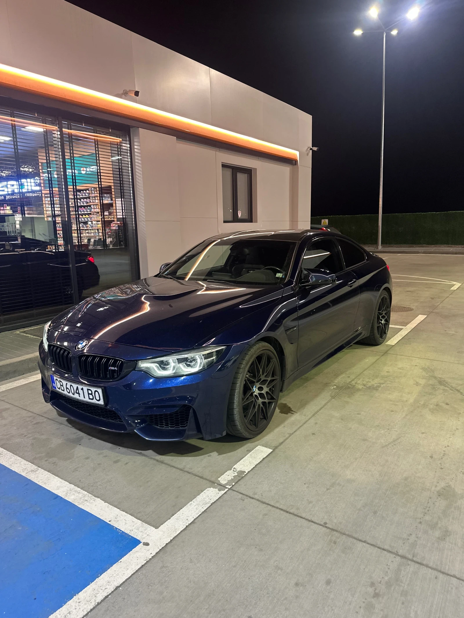 BMW M4 Competition - изображение 10
