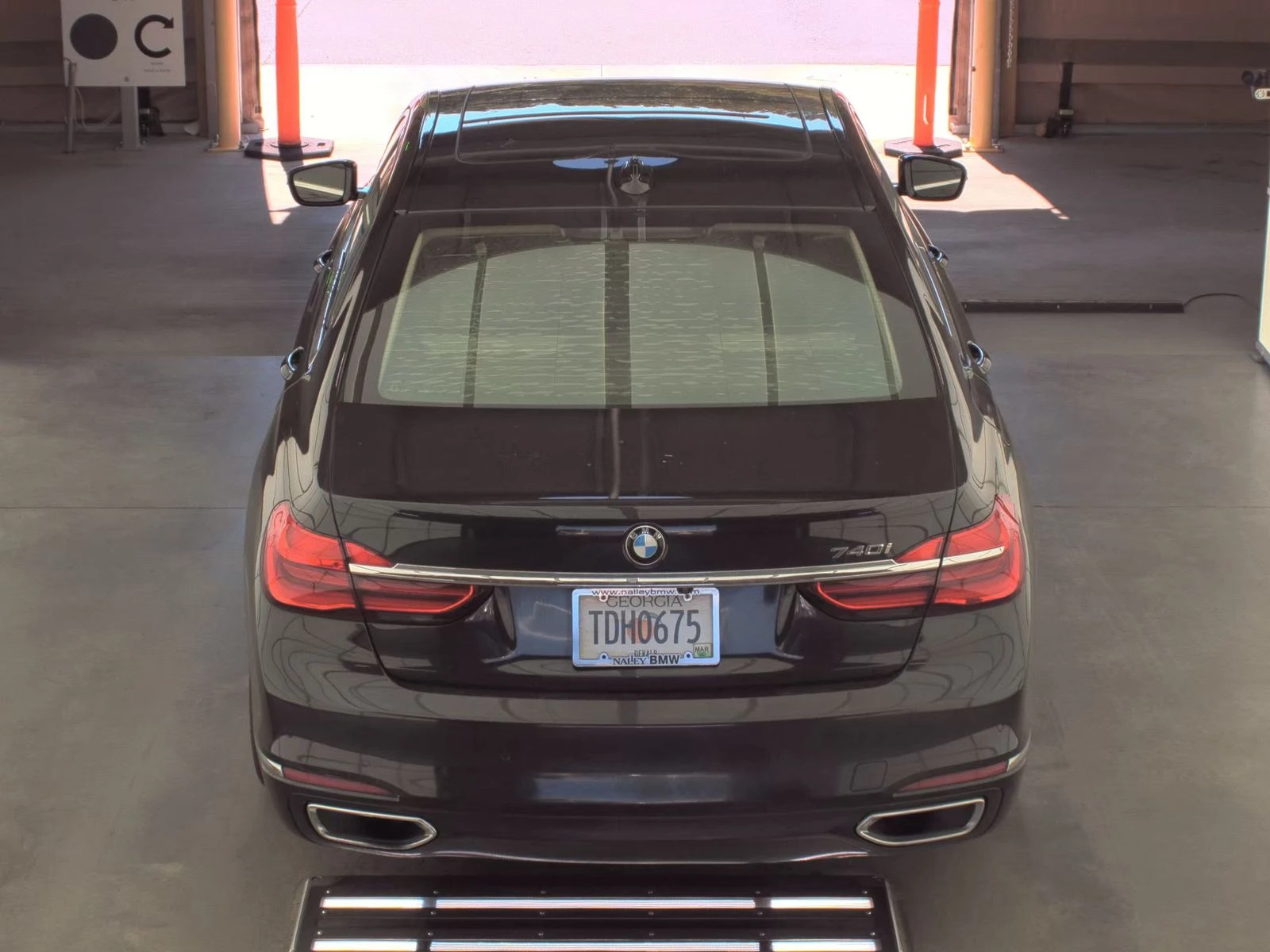 BMW 740 ДИГИТАЛНО* ТАБЛО* ПОДГРЕВ* КАМЕРА* КЕЙЛЕС* LANE* A - изображение 8