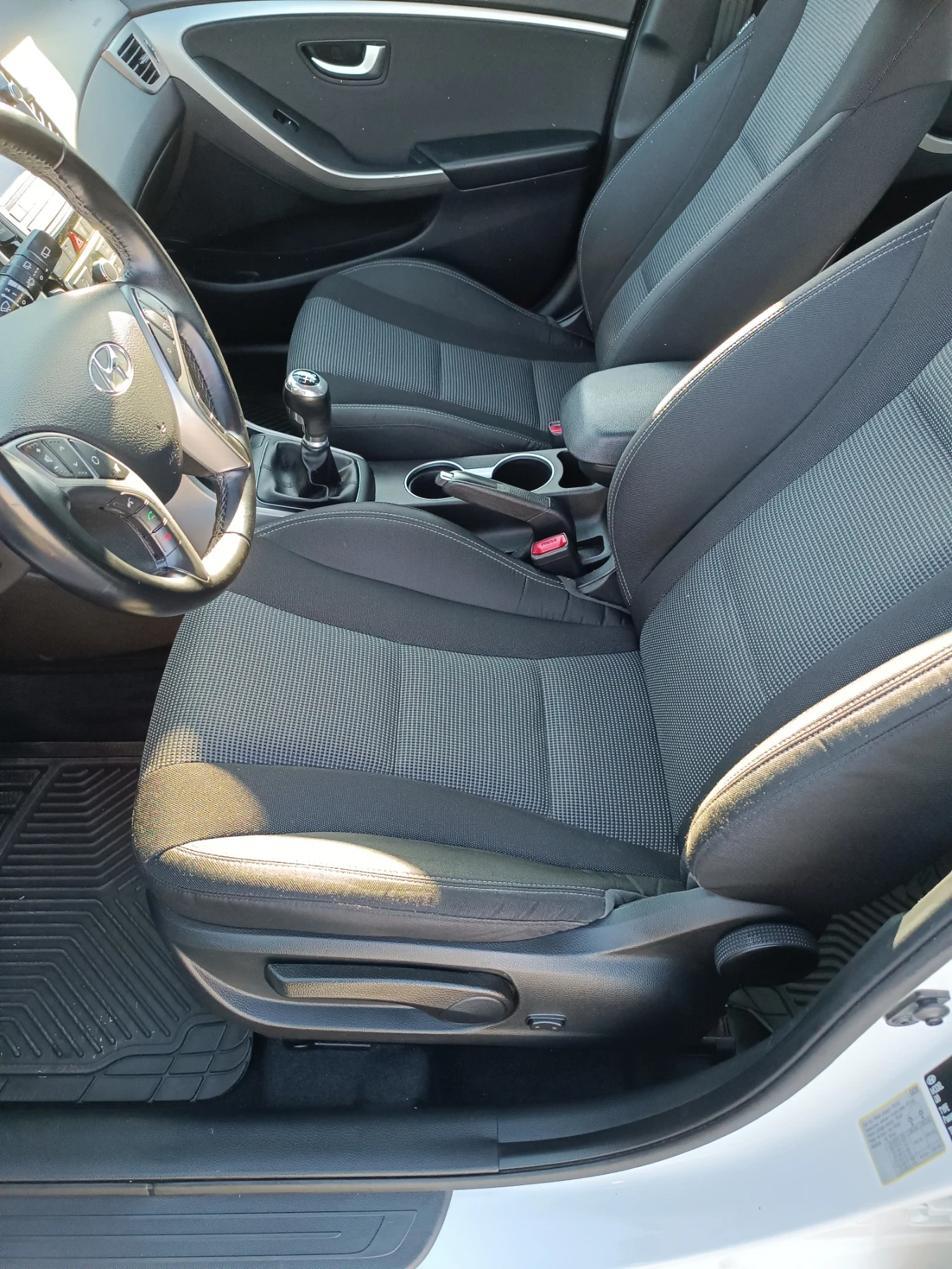 Hyundai I30 1.6CRDI Face lift Euro 6A | Mobile.bg   11