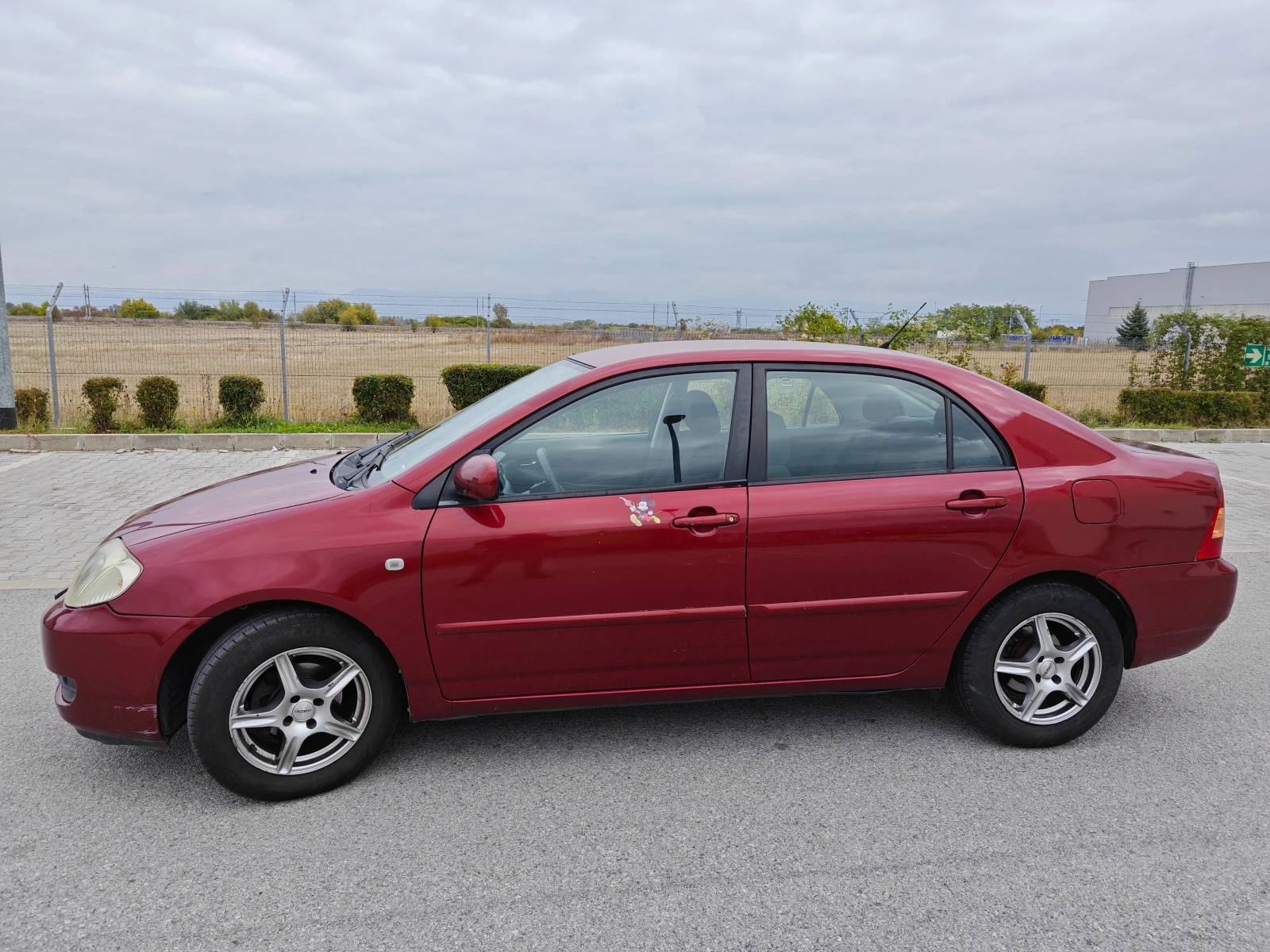 Toyota Corolla 1.4     115 000km - изображение 2
