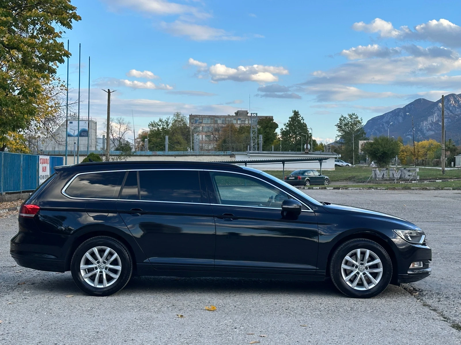 VW Passat 1.6TDI | Mobile.bg   6