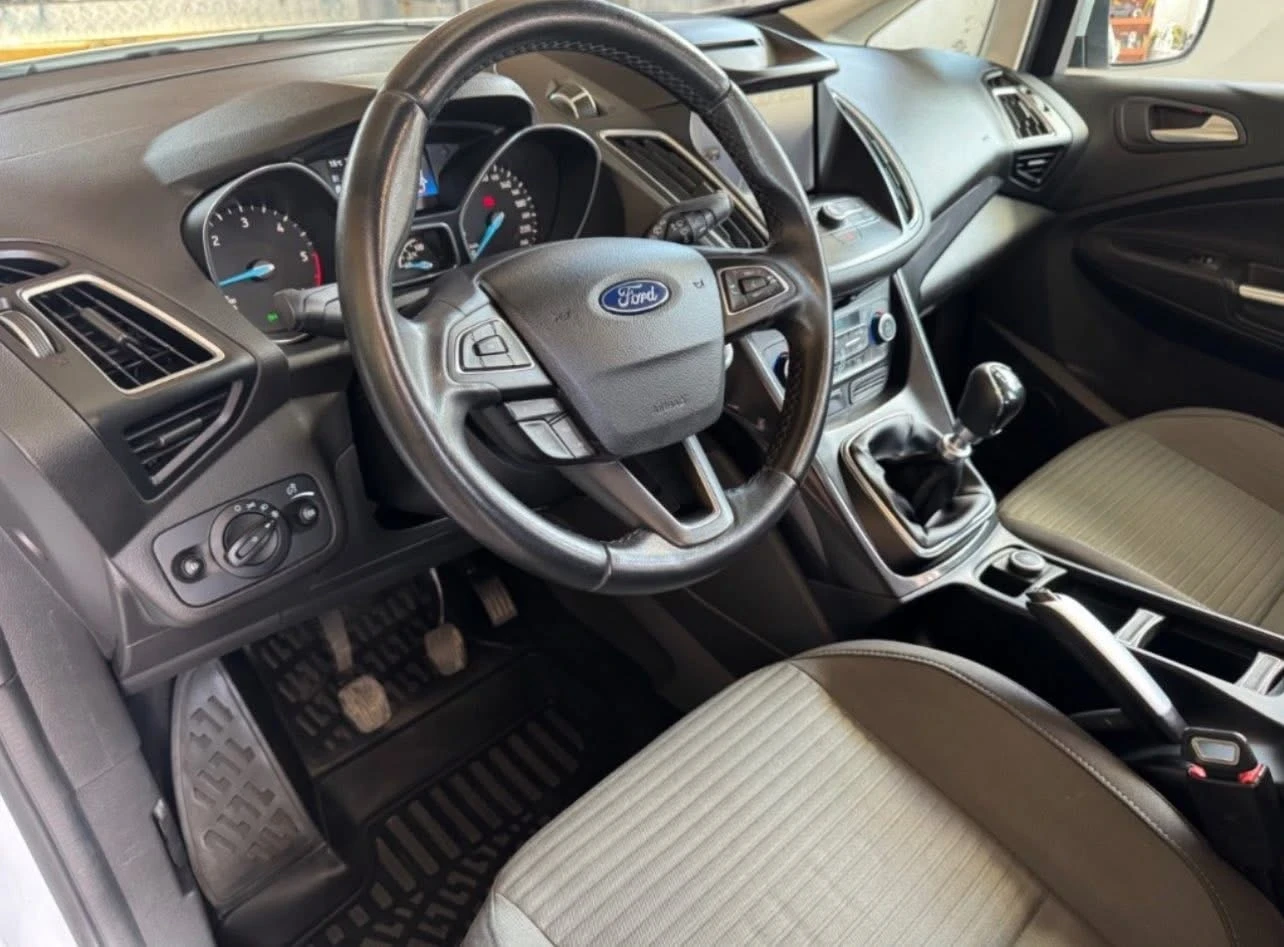 Ford Grand C-Max 1.5 TDCI 120 к.с - изображение 7