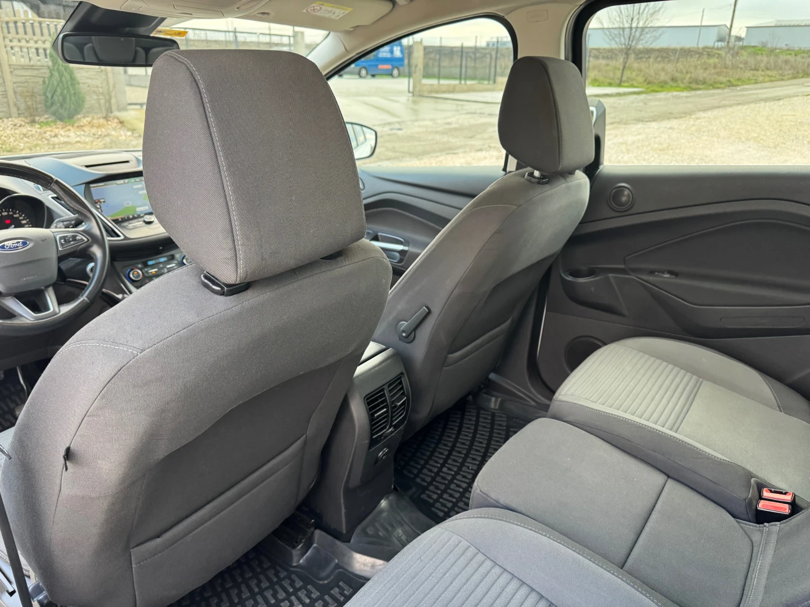 Ford C-max 1.5 TDCI 120 �.� | Mobile.bg � ����������� 11