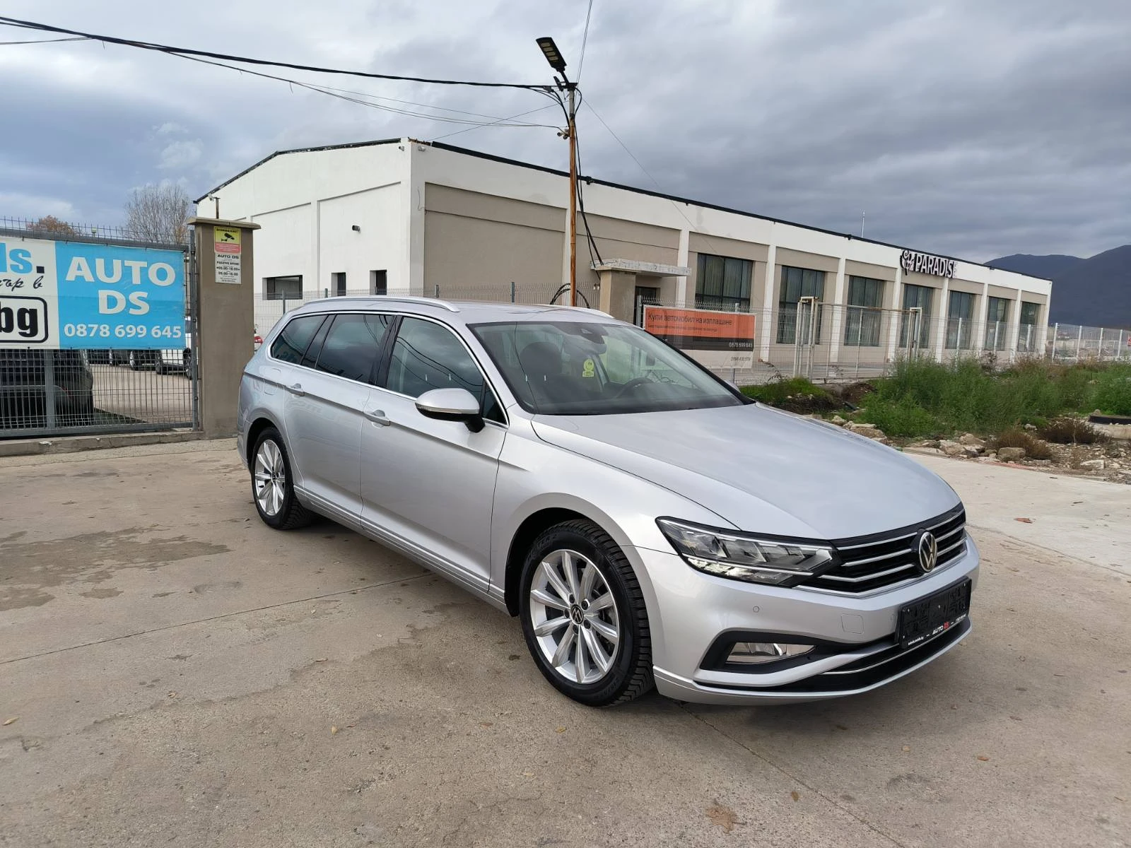 VW Passat 2.0d-Navi-Automat-Euro-6D | Mobile.bg   3