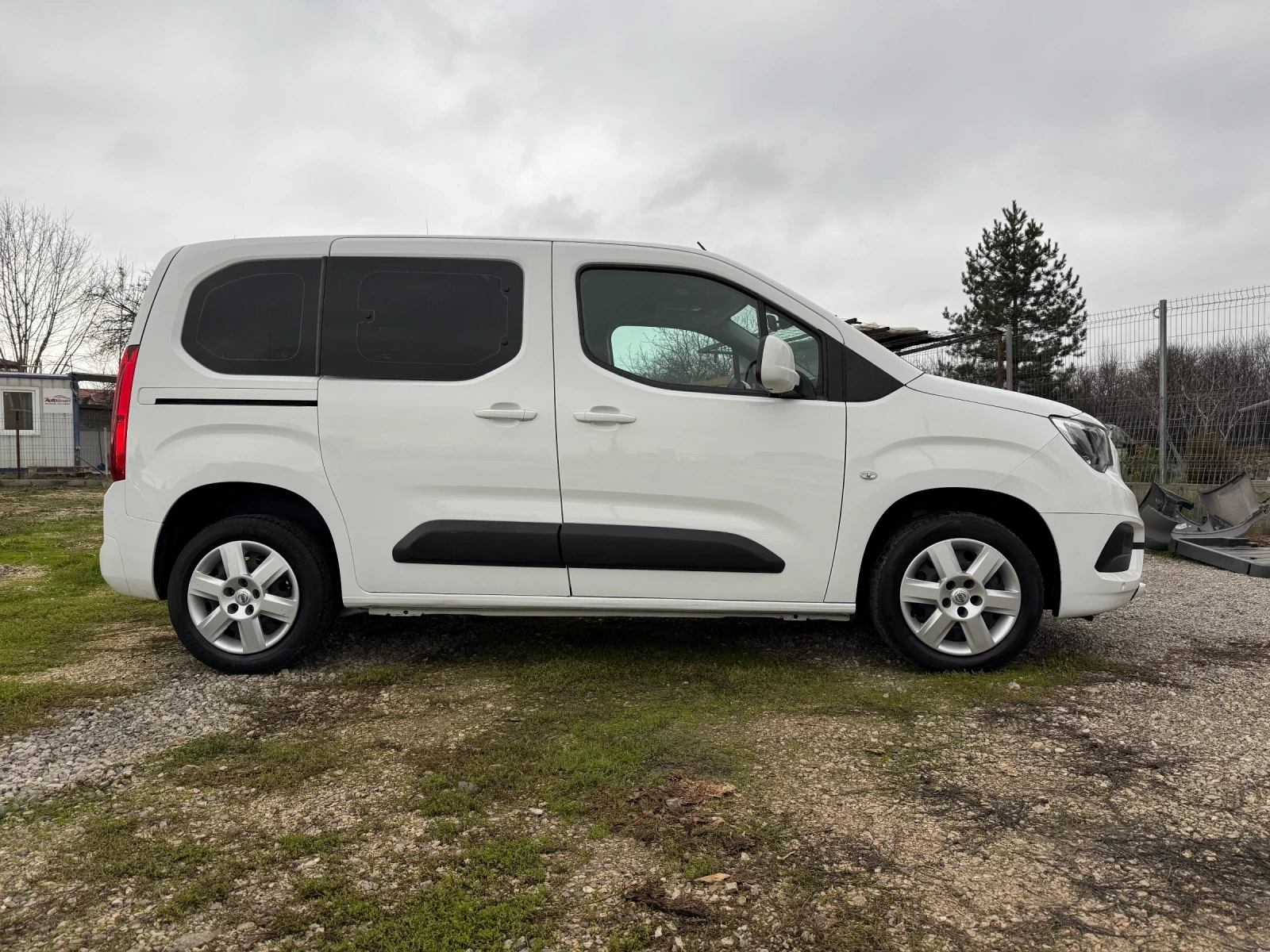 Opel Combo 1.5D  EURO 6 | Mobile.bg   4