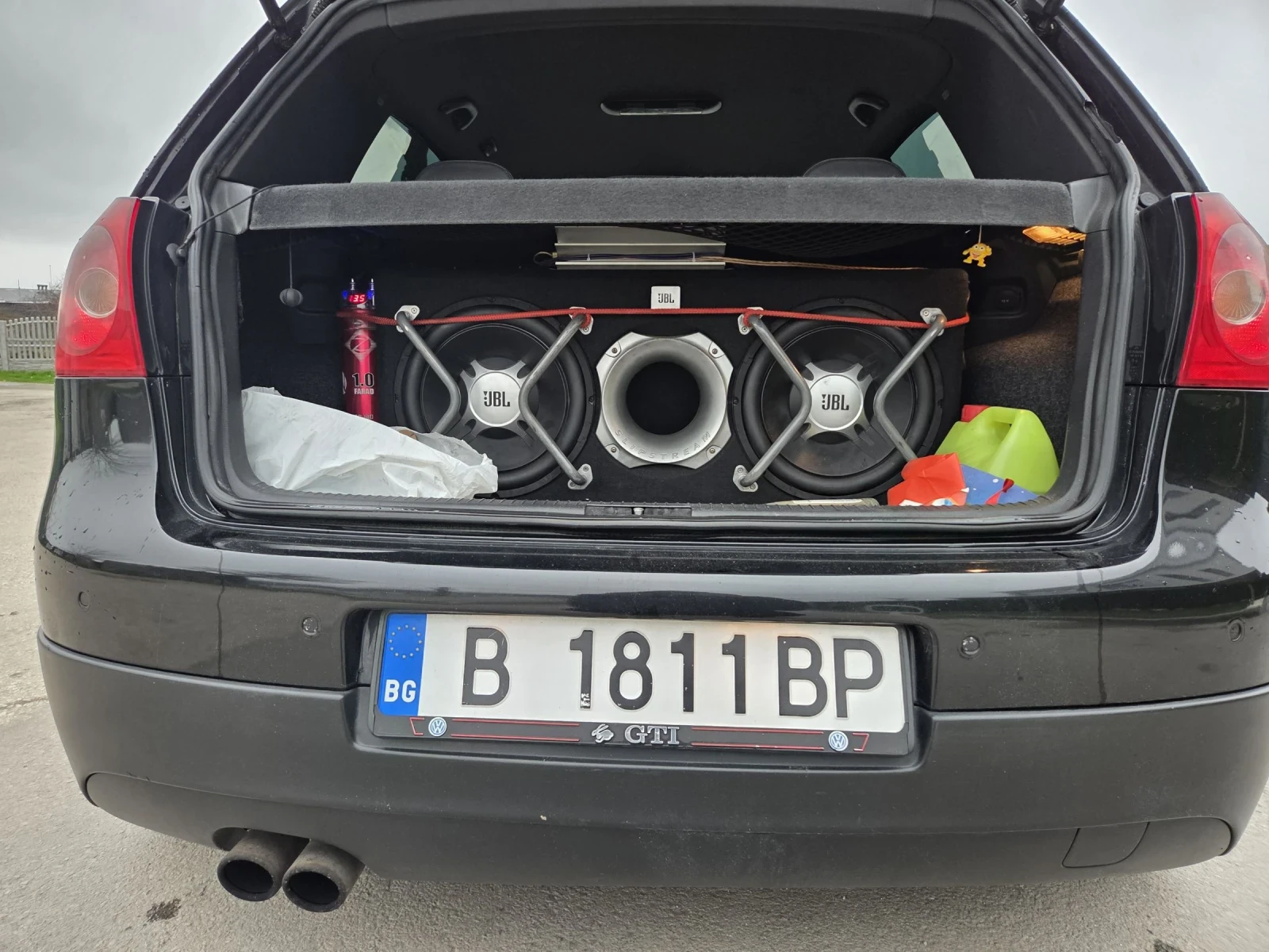 VW Golf GTI - изображение 9