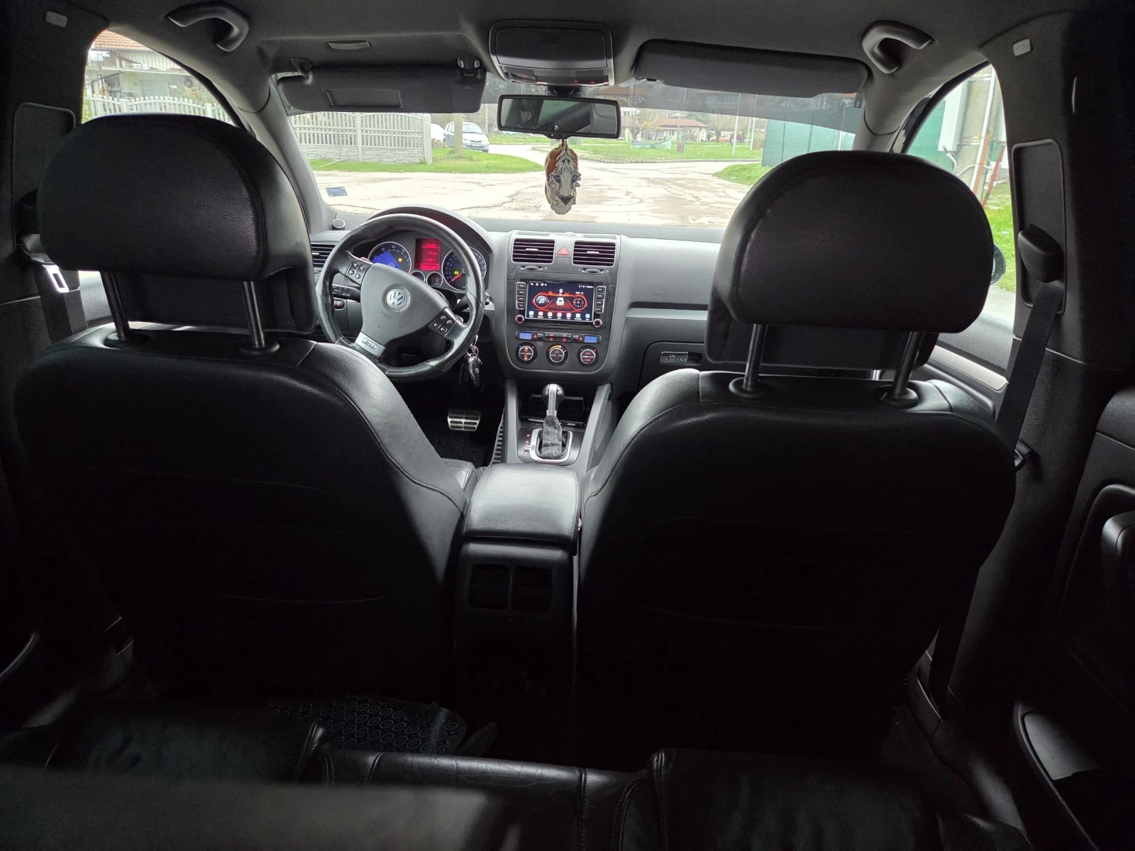 VW Golf GTI - изображение 8