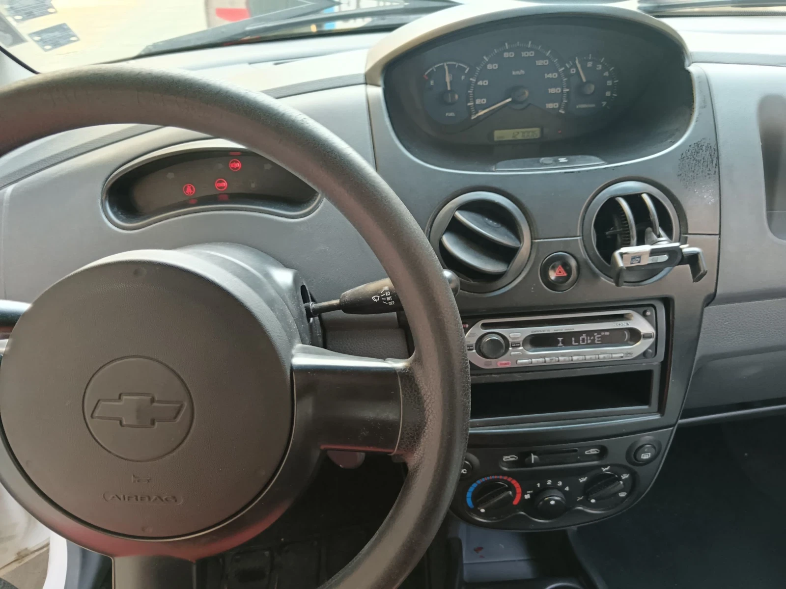 Chevrolet Spark, снимка 10 - Автомобили и джипове - 54090842